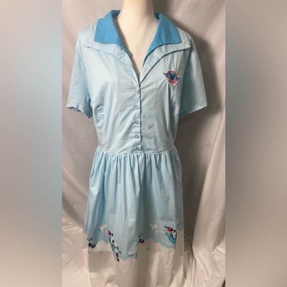 Her Universe Disney’s Mickey Mouse flight crew short sleeve collared dress 24 - Picture 1 of 15